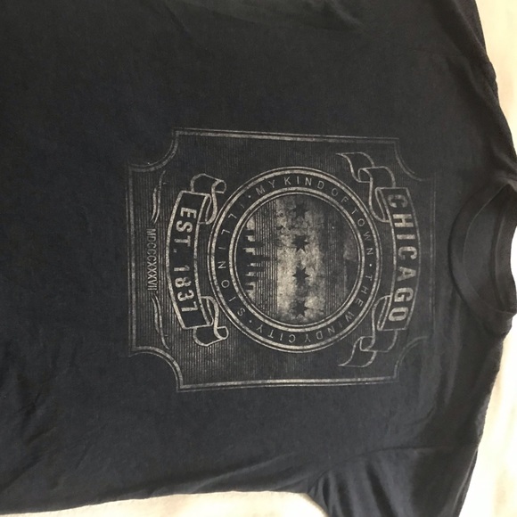 Tops - Graphic tee